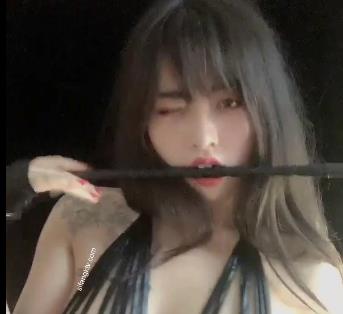 那些被网红捧上天的大学生们都在考研?网红、大学生、模特……到底谁是最美。