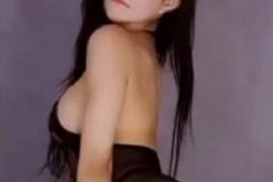 最新虎牙超人气超高颜值无数土豪追捧极品美女主播【极品浮力姬】美艳女神（桃一）稀缺有尺度定制作品合集_1V-400m