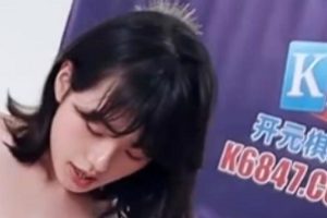 最新麻瓜豆豆传媒作品-L体模特小姨被爆C