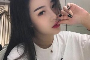 最新抖音网红女神(杜雨含)下水写真合集