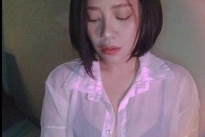 《国外女网红Hannahowo的视频资源合集：吃鸡游戏+Onlyfans视频》