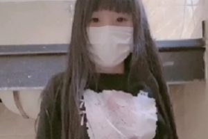 2V超嫩妹子：搬运滿足你的口慾