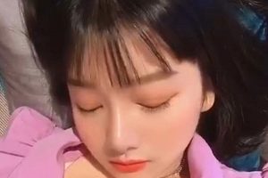 小尤奈复出12G多V抖音ID小奈奈yuna