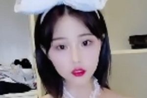 青涩女神女仆装，蝴蝶粉逼某处，百度盘转载搬运