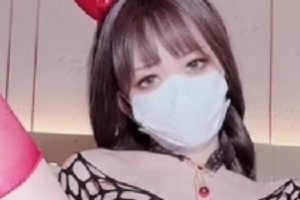 超银丝足·双洞玩弄·钢塞铃铛·葡萄夹女神小怪兽