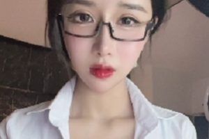 网易CC小恩雅土豪定制合集：12V7.56G百度盘