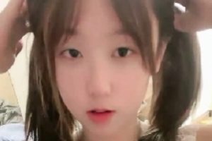 校花女神扣穴放飞自我，转载搬运不明液体分享百度盘