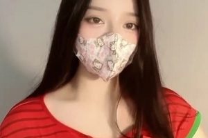 青春美少女御梦子世界杯以身偿还湿嫩无毛商品