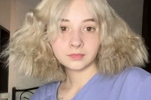 转载搬运：周于希独舞和双人舞的2V+1G视频，百度盘