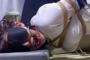 绳精病：女学生束缚训练，体验西域花椒异域风情！