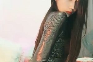 虎牙新晋超人气本土精选美女网红浮力主播（一库一库）有尺度自摸银X热舞完整合集