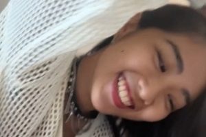 人气网红露脸王道推特28万粉无毛馒头逼36D纯欲少女20V+4.75G百度云