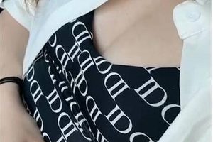 教育天花板-J神私拍4V1.3G