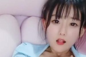 清纯软妹子直播合集细节增加：清纯软妹子直播合集，精选多款软妹子主播直播精彩瞬间。