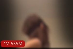 国内知名博主SirBAO：身材高挑，喜欢吃黑棒棒，魅力无法抵挡！