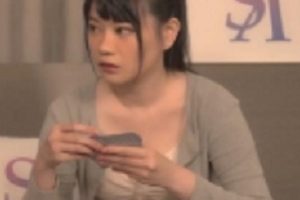 同学输了一件大学玩牌