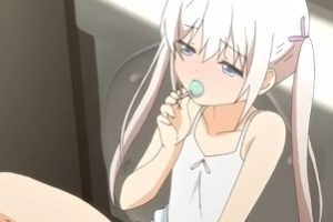 妹子与大叔一起享受欢乐滑雪和过山车，还有海滩游玩与登山活动