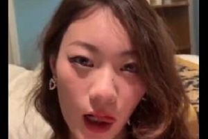 用嘴合集：美女用嘴展示技巧[305V-4.3G]