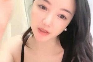 人气网红樱桃小纯纯视频合集，颜值高大姐姐