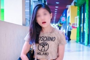 是喜欢户外展示的爱好胀娆还是追求高清画质的影迷，都能在这个合集中找到满足。快来收藏这个珍贵的资源，一起感受Fullfive女神的魅力吧！