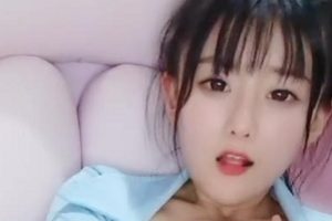 清纯软妹子直播秀-软软小湿妹合集精彩多多