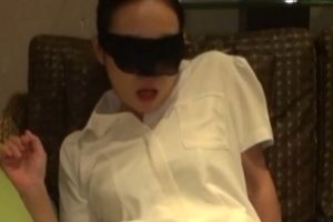 FC2妻子越轨20分钟39.2兆，揭露家庭关系的脆弱