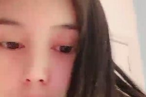 [自行打包] 蜜桃臀美妞喜欢放飞自我，手动太累新买的炮击，小东西快速猛… [1v+1.5g][百度盘]