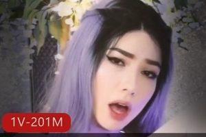 妨来观看和下载这个时长10分钟的包饺子道具秀视频，绝对不会让你失望！