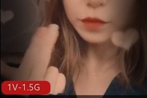 国际抖音清纯留学生私拍合集1V1.5G，男朋友曝光，身材颜值俱佳