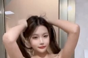 VIP福利+百度+可爱迷人+小屁mimi最新合集+275V+889M，收藏分享