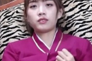 转载搬运百度云诱惑小影南航空姐黑丝脚精油最新视频1V1.12G