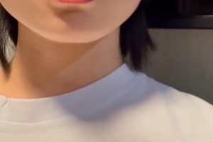 转载百度盘嫩模Pandaaaababy最新合集12V4G，19岁京妹刚出道