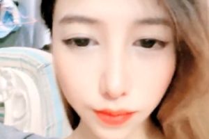 街头歌手沉沦卷卷的小狗日记195V146G，街头生活记录