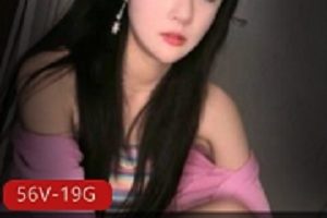 直播平台精彩合集一颗小白菜李怼怼最新表演19G，性感旗袍，迷人美腿