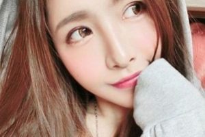 家居自拍合集+小黑+颜值超高+6.8G+日常生活+包含多种风格