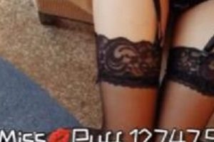 某推泡芙小姐姐性感视频合集61部43G，身材一级棒，诱惑力满分