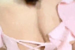 温泉门小狗房东火辣视频1部524m太入迷