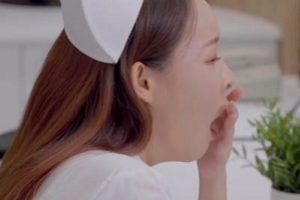 《湾湾女主熟女看护，夜勤病棟大球剧情，男主棍子惊艳登场》