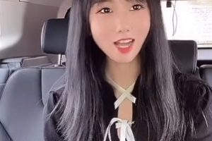 小桃酱糖心浴室热舞合集51V36G汁水四溢