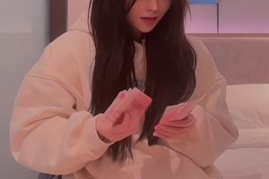 手机约拍柒哥清纯妹实战1v优质1.2G